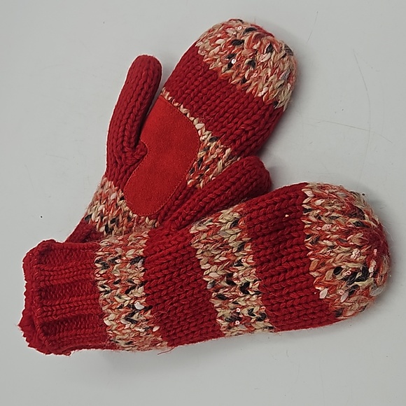 Isotoner Casual Knit Mittens - Picture 2 of 4